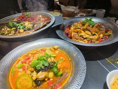 -辣尚瘾·烤鱼·新川菜(交大直营店)