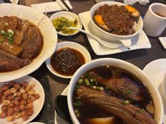 红烧牛肉台湾刀削面-中国厨房/台湾牛肉面