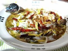 -渔语鱼新川菜Bistro(万象天地店)