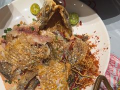 -肥肥虾庄·金牌油焖大虾(汉口城市广场店)
