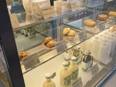 面包甜点陈列柜-喜茶(慈溪银泰城店)