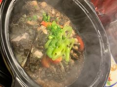 -刘姐啤酒鱼民族演艺餐厅(西街总店)