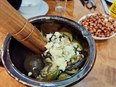皮蛋辣椒拌茄子-红地道湘菜馆(娄葑店)