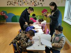 -英孚教育青少儿(银盆岭万达广场店)