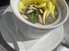 -金山记靓鸡·地道中山味(湖滨中路店)