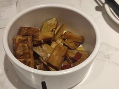 -渝是乎酸菜鱼(龙旗购物中心店)