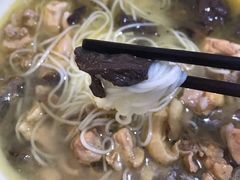 -文山荷鲜居(翠湖店)
