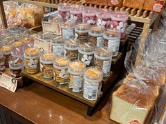 -CARINO BAKERY&CAFE(人广来福士店)