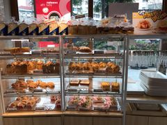 -85度C(生甜甜圈研究工坊·上海平凉店)