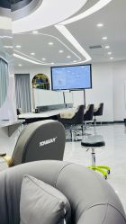 -托尼盖·烫发·染发·专业店