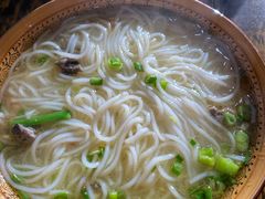 -正宗李家土鸡米线店