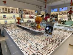 -新视达眼镜店·蔡司·依视路(名镜苑店)