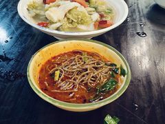 -蓝田九大碗民俗食府(蓝田店)