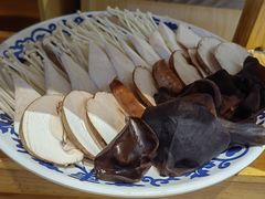 -东镇老火锅(长春路首店)