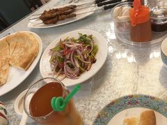 -汗腾格里·风味餐厅(新疆驻京办店)