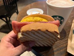 -星巴克臻选(上海长风大悦城店)