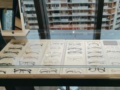 -瑞司视光眼镜·蔡司战略合作眼镜店(新街口店)