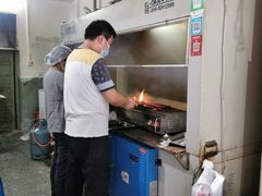 -酒宝荡烧烤(长航局江大路住宅小区店)