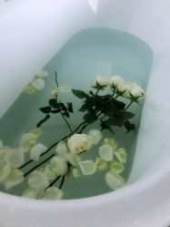 -onlygirl摄影美学馆高端定制(江滩店)
