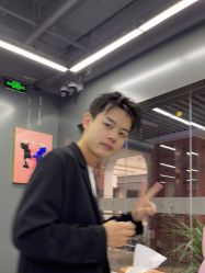 点击看大图 -藤野造型烫发染发