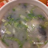 水水的，以前都是比较稠的，第一次点肉夹馍，怎么说呢