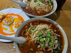 泡椒鸡杂小面-丁丁猫重庆小面(徐州路店)