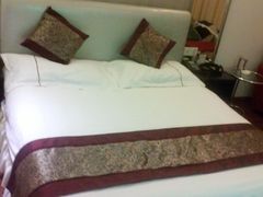 床-白玉兰酒店(上海田子坊马当路地铁站店)