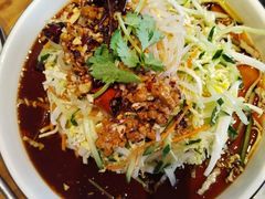 -山河屯铁锅炖·非遗东北菜(南山店)