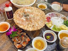 -官塘陈记鱼生·潮汕砂锅粥·牛肉火锅(潮枫路总店)