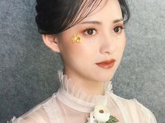 -金夫人化妆摄影职业培训学校
