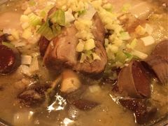 -闯关东东北农家菜(崂山石老人店)