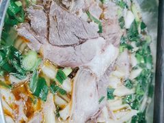 -遵义虾子张六羊肉粉(金码头店)