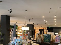 -魔方城市书房(中街益田店)