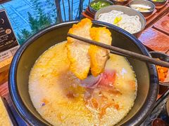 -银米·云南传统过桥米线(双廊黑金冠店)
