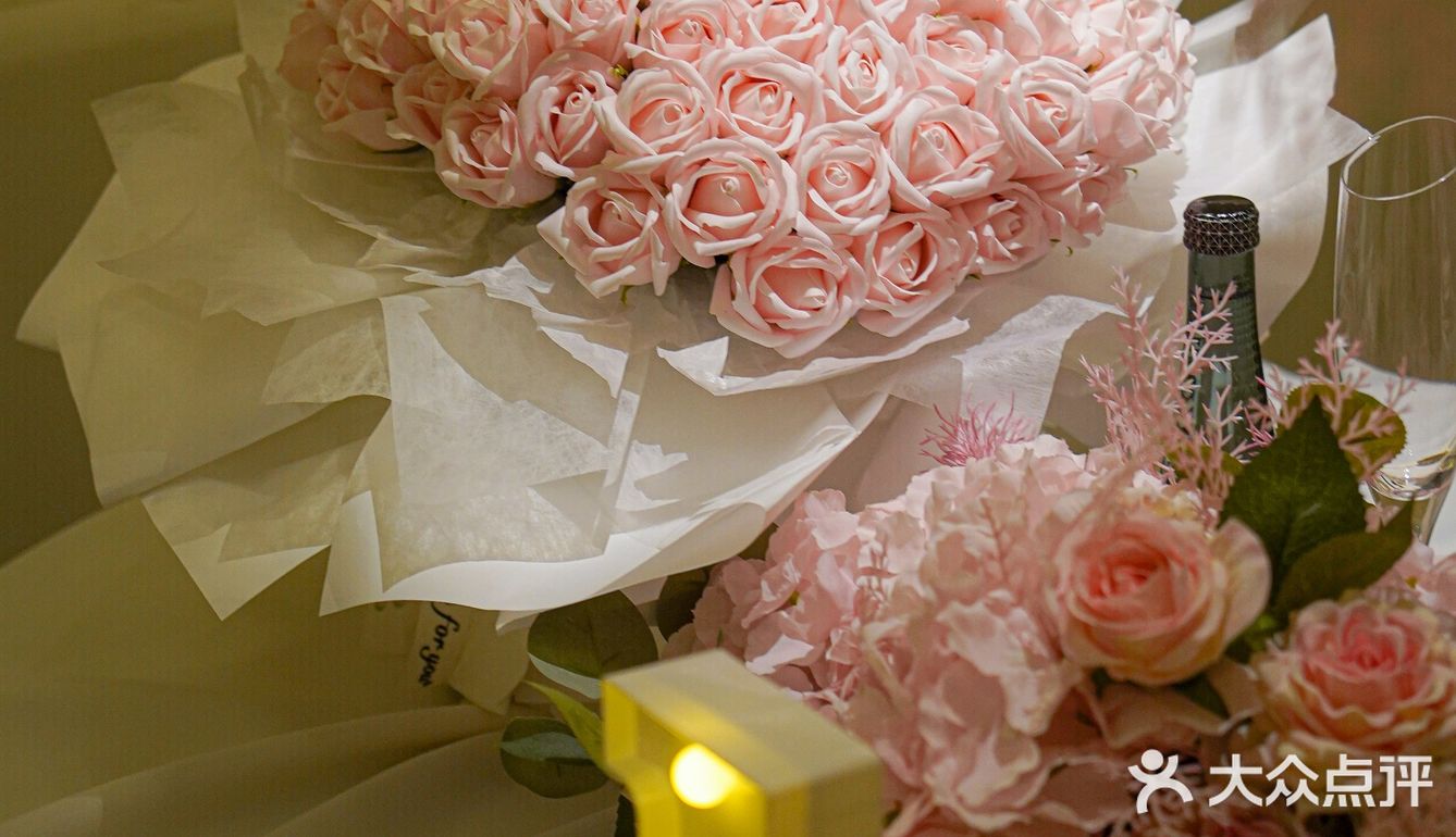 纪念日不知道去哪里，就选这家火遍全城浪漫的爱情餐厅‼️