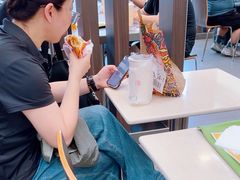 -麦当劳(深圳北站高铁店)