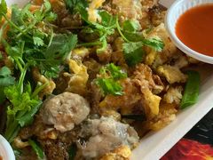 -东海岸人工湖美食村