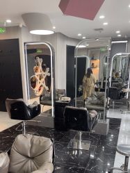 -TOP HAIR SALON