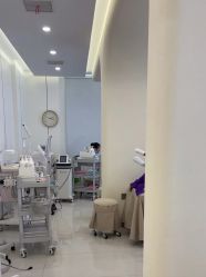 -蕾特恩专业祛痘·皮肤管理