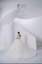 -予白婚纱礼服馆