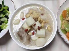 -鲸育宝宝月嫂(徐汇店)