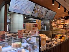 -黛汀烘焙DAINTY BAKERY(代字行合生汇店)