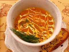 手作南瓜海鲜汤-Mark&Mars Restaurant