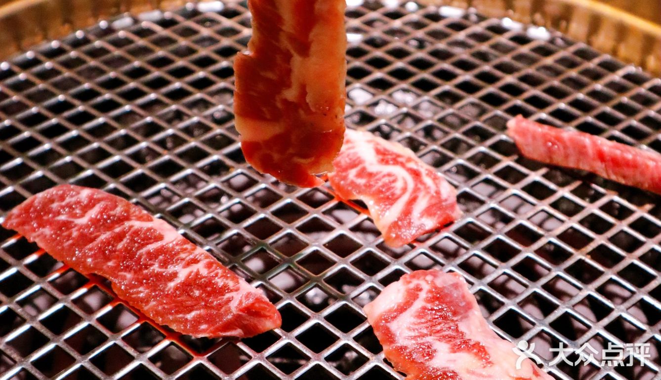 我爱吃肉肉！老店新开，具有江南风情烧肉店“一炭一炉”！