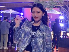 -瑞虹新天地月亮湾