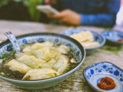 -无名氏宵夜小摊(祝家三姐妹馄饨店)