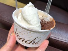 -VENCHI 闻绮(上海佛罗伦萨小镇店)