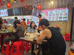 -扬二春炒饭(国庆路总店)