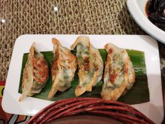 生煎韭菜饺-岭南小生·粤港点心(华新旗舰店)