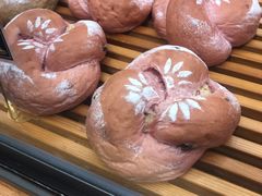 -焙丽拾光(麦凯乐直营店)